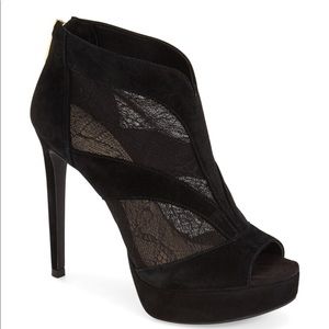 Worn once Jessica Simpson Adaway Platform Bootie.